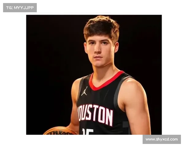 拉梅尔鲍尔为何成为三球核心 解析他在球队中的独特地位